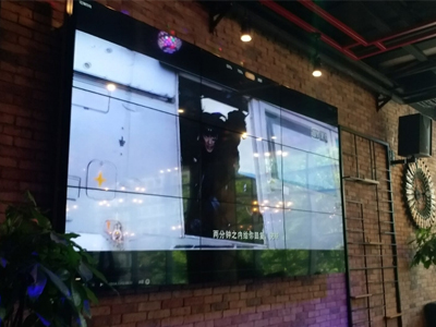 中億睿55寸液晶拼接屏應用貴州貴陽白鷺小酒館，助其提升用戶體驗